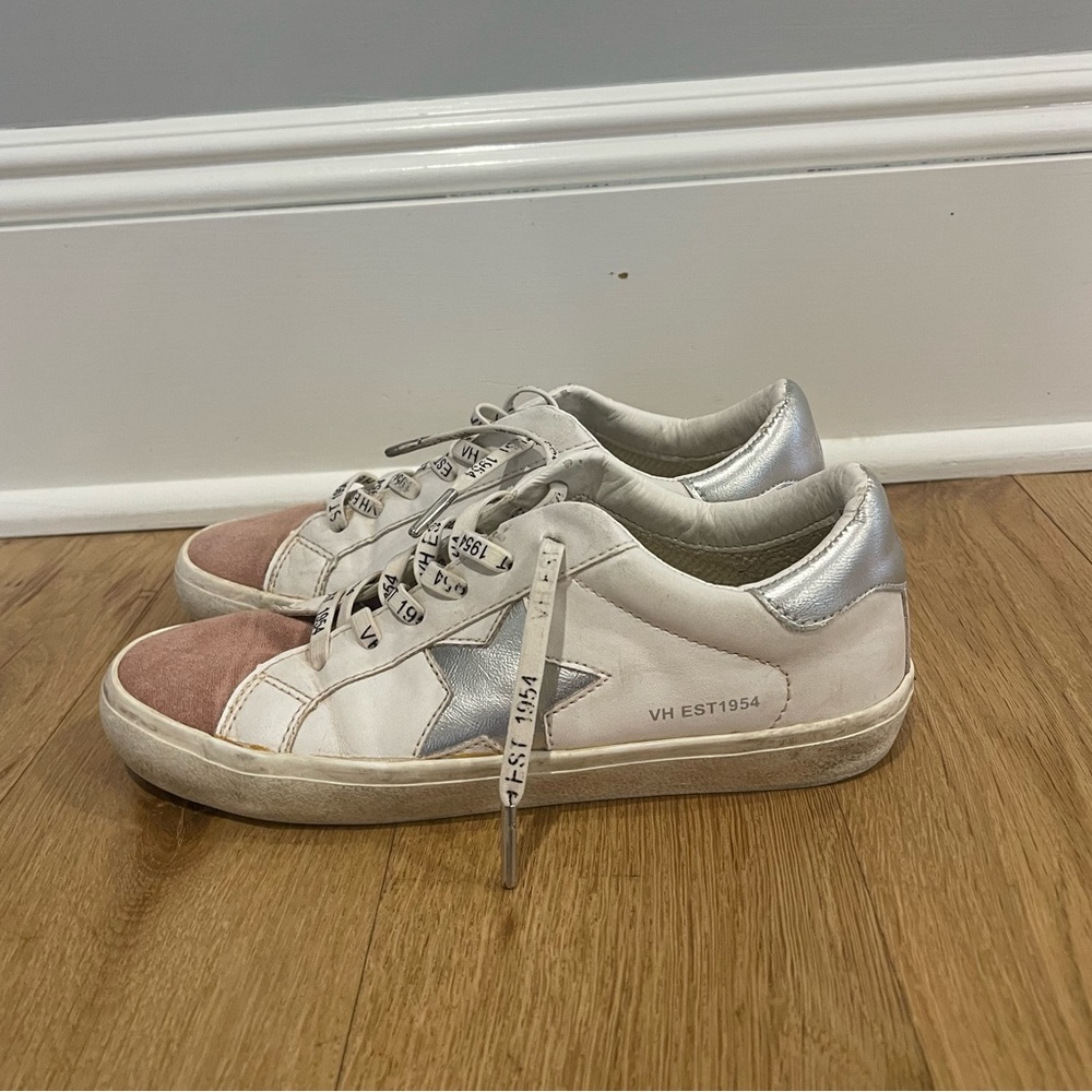VH Original Design EST 1954 Sneakers Hailey- size 7 White/ Blush Mult